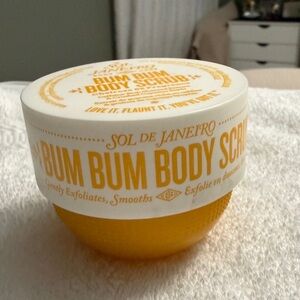 Sol de Janeiro Bum Bum Body Scrub - Cheirosa 62